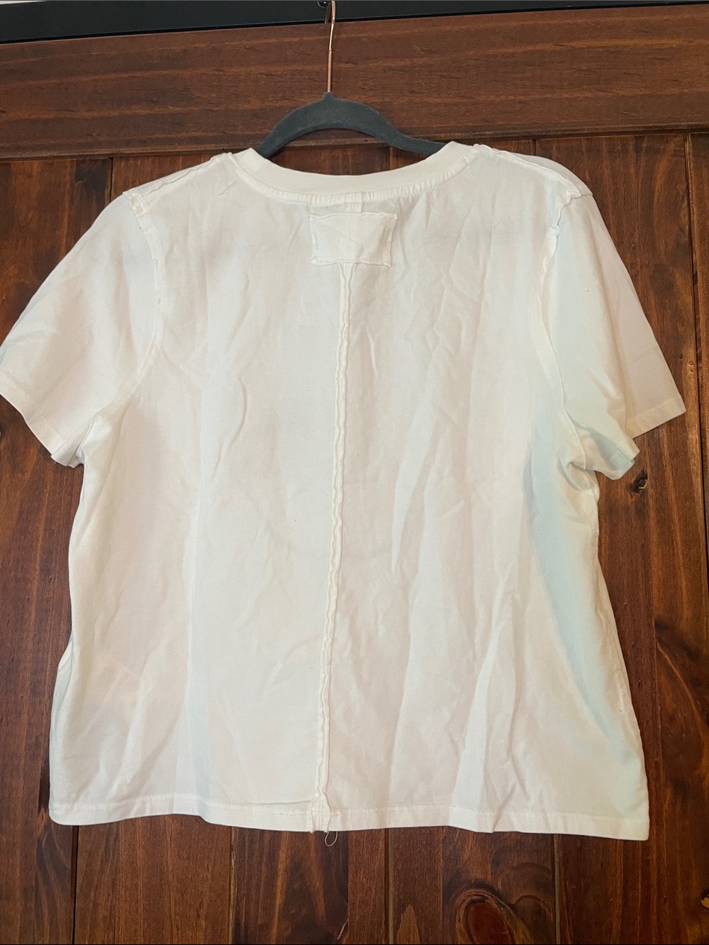 Tricia Fix x Free People White Short Sleeve Tee with Goose Patch SzM NWT - Picture 9 of 11